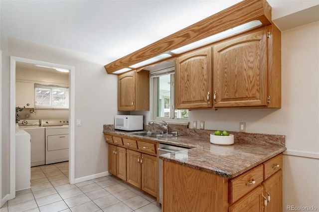341 Newark Street, Aurora, CO 80010