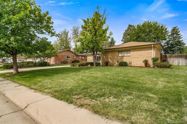 341 Newark Street, Aurora, CO 80010