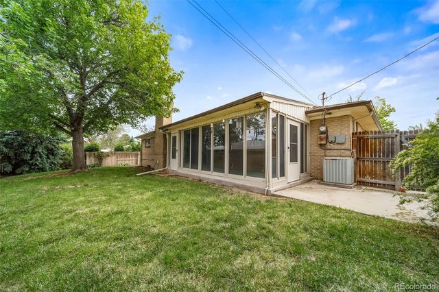 341 Newark Street, Aurora, CO 80010