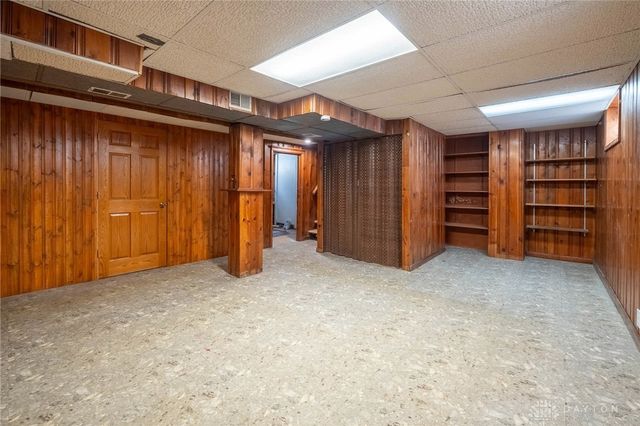 211 Triangle Avenue, Oakwood, OH 45419