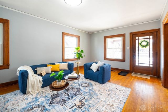 211 Triangle Avenue, Oakwood, OH 45419