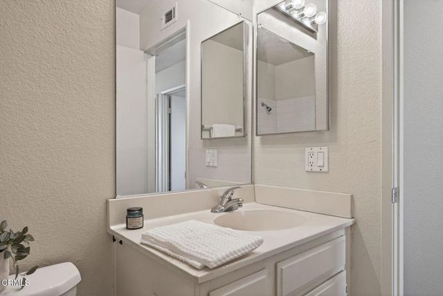 5288 Shiloh Way, Ventura, CA 93003