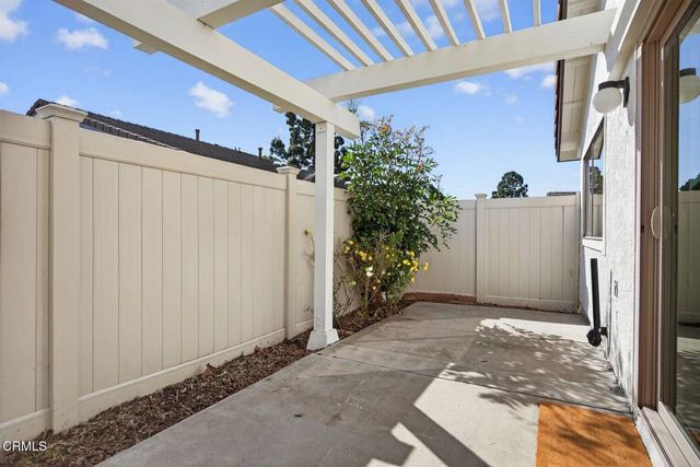 5288 Shiloh Way, Ventura, CA 93003