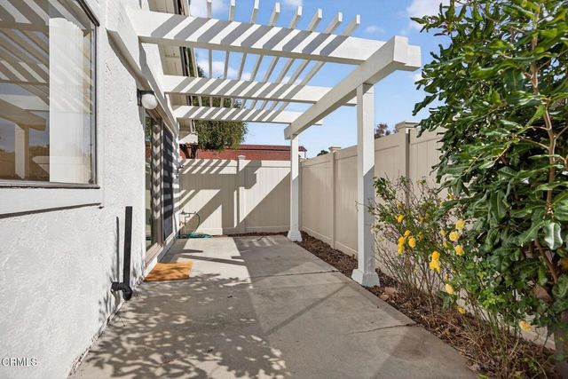 5288 Shiloh Way, Ventura, CA 93003