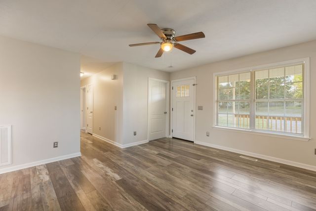 113 Kimberly Ct, Columbia, TN 38401