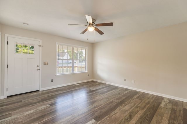 113 Kimberly Ct, Columbia, TN 38401