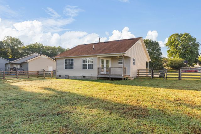 113 Kimberly Ct, Columbia, TN 38401