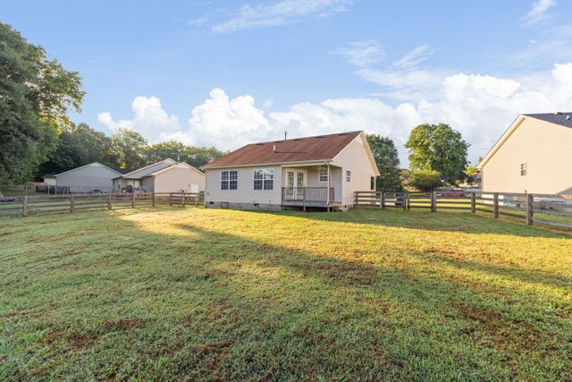 113 Kimberly Ct, Columbia, TN 38401