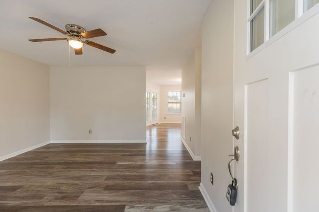 113 Kimberly Ct, Columbia, TN 38401