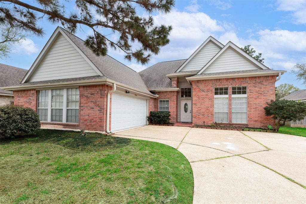 15519 Montesa Drive, Houston, TX 77083