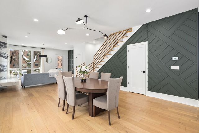 2938 N Leavitt Street, Chicago, IL 60618