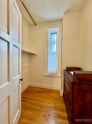 25 Whitney Place Lower Front, Buffalo, NY 14201