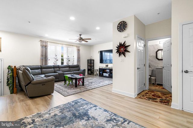 35 BRINKMANNS WAY, Feasterville Trevose, PA 19053