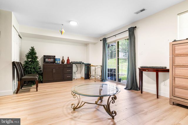 35 BRINKMANNS WAY, Feasterville Trevose, PA 19053