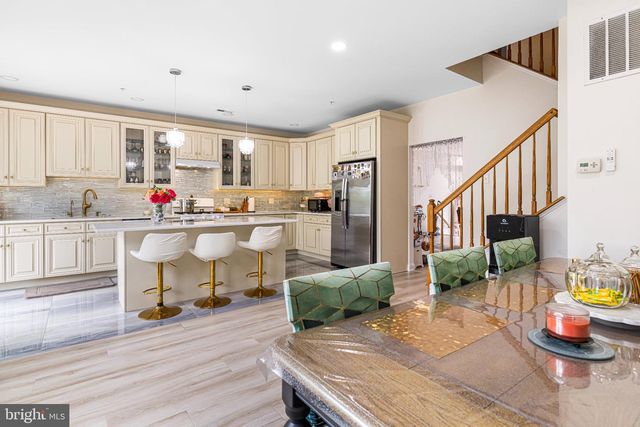 35 BRINKMANNS WAY, Feasterville Trevose, PA 19053