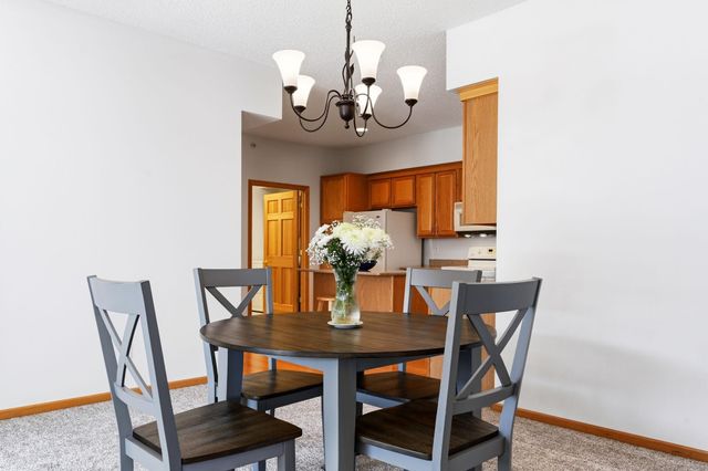 14018 54th Avenue N 3, Plymouth, MN 55446