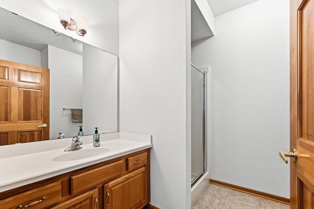 14018 54th Avenue N 3, Plymouth, MN 55446