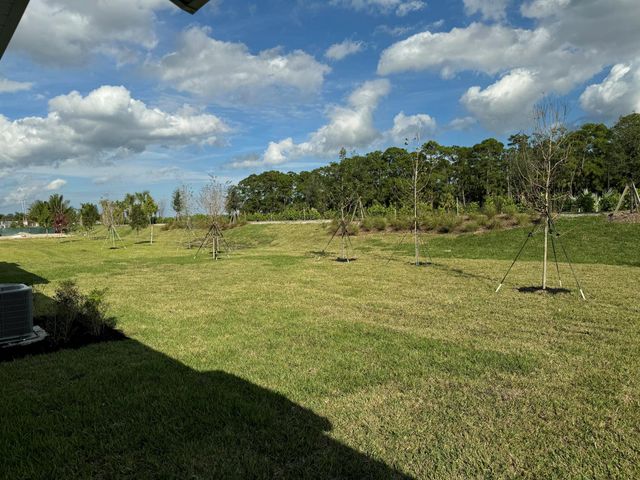 10501 NW Suncrest, Port St Lucie, FL 34987