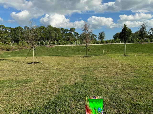 10501 NW Suncrest, Port St Lucie, FL 34987