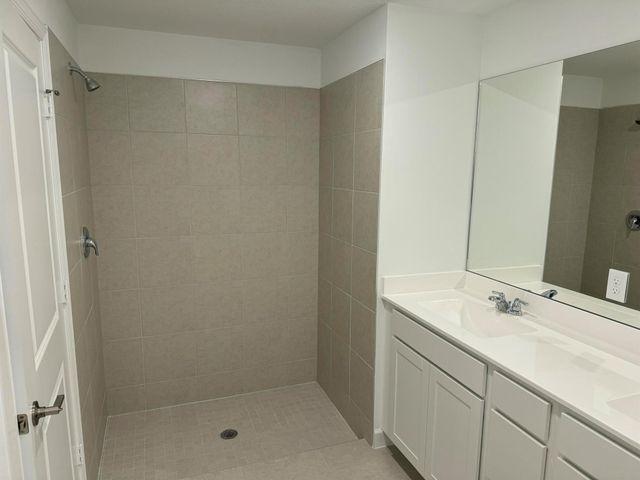 10501 NW Suncrest, Port St Lucie, FL 34987