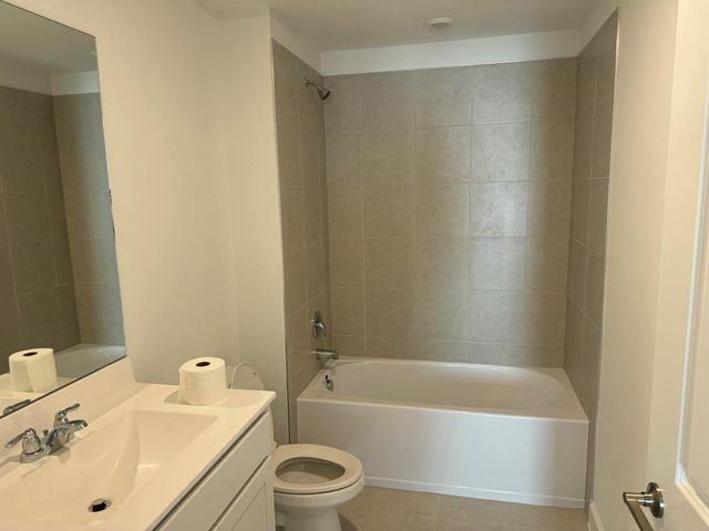 10501 NW Suncrest, Port St Lucie, FL 34987