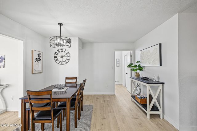 8128 E EMELITA Court, Mesa, AZ 85208