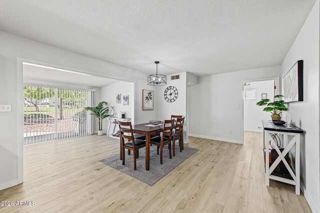 8128 E EMELITA Court, Mesa, AZ 85208