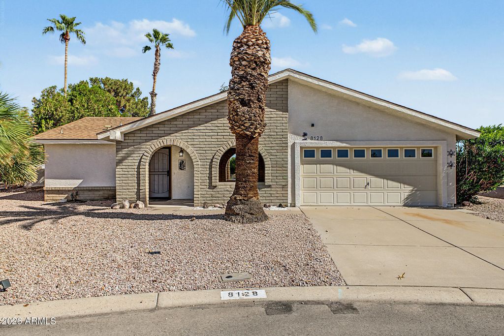 8128 E EMELITA Court, Mesa, AZ 85208 — photo 2