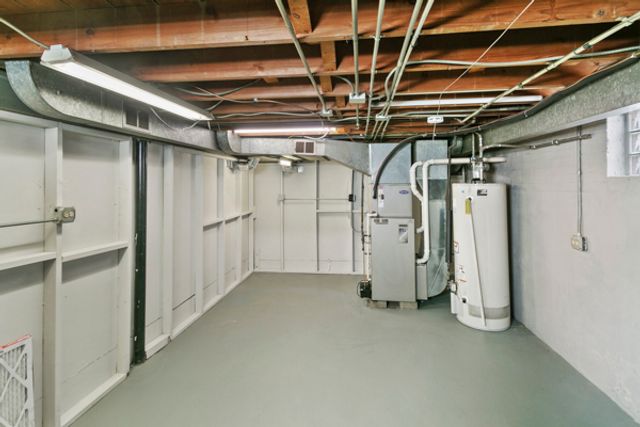 3133 W 101st Street, Evergreen Park, IL 60805