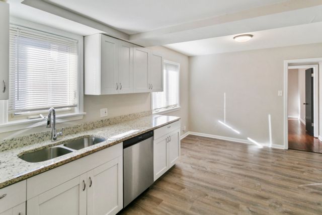 3133 W 101st Street, Evergreen Park, IL 60805