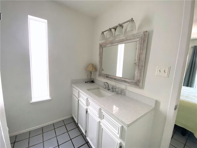 13933 Man O War Ct, Corpus Christi, TX 78418