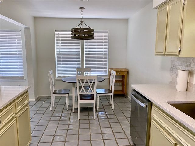 13933 Man O War Ct, Corpus Christi, TX 78418