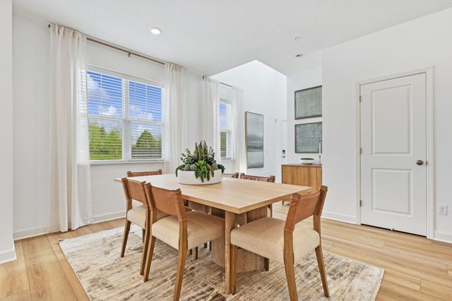 3092 Vanderbie Street, Little Canada, MN 55117