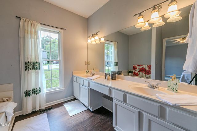816 White Daisies Court, Raleigh, NC 27610