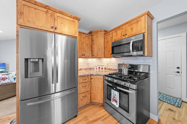 4690 382nd Drive, North Branch, MN 55056