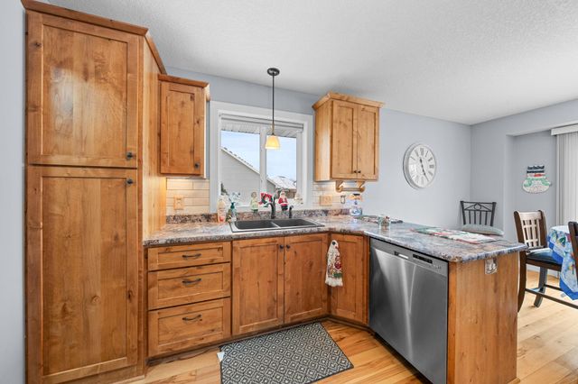 4690 382nd Drive, North Branch, MN 55056