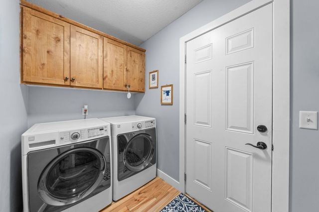 4690 382nd Drive, North Branch, MN 55056