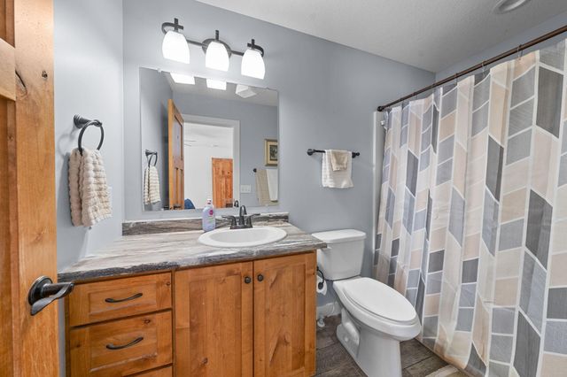 4690 382nd Drive, North Branch, MN 55056