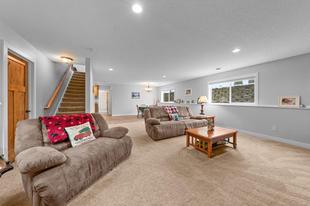 4690 382nd Drive, North Branch, MN 55056