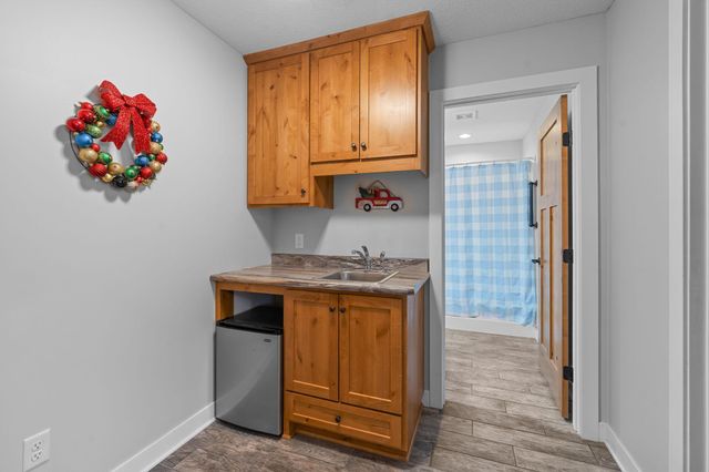 4690 382nd Drive, North Branch, MN 55056