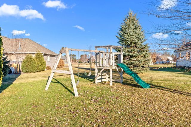 4690 382nd Drive, North Branch, MN 55056