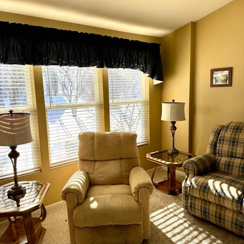 97 W Essington Drive, Round Lake, IL 60073