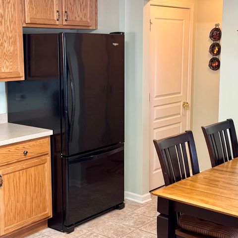 97 W Essington Drive, Round Lake, IL 60073