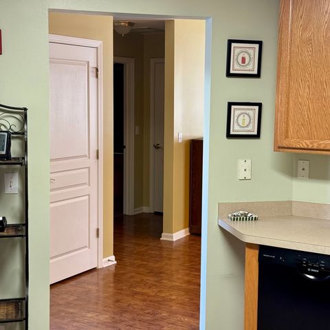 97 W Essington Drive, Round Lake, IL 60073