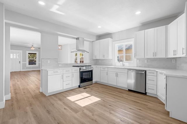 1249 D Street, Reedley, CA 93654