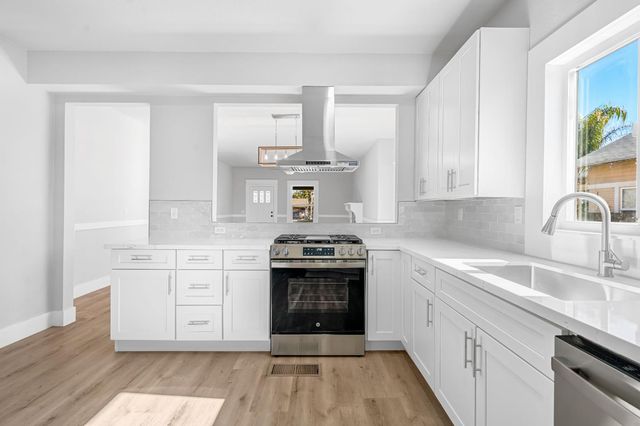 1249 D Street, Reedley, CA 93654