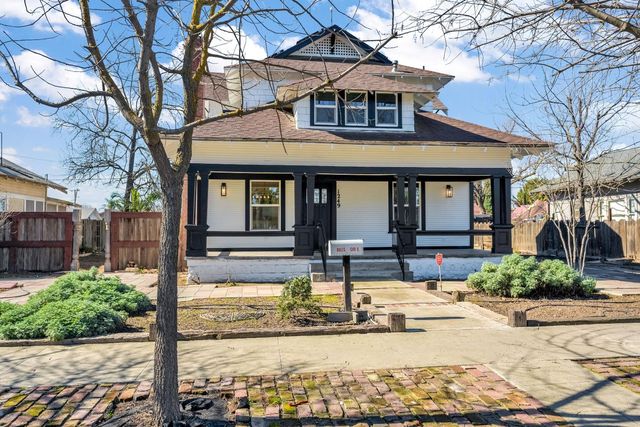 1249 D Street, Reedley, CA 93654