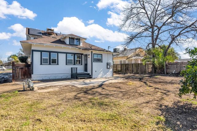 1249 D Street, Reedley, CA 93654