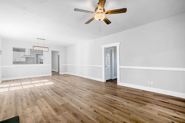 1249 D Street, Reedley, CA 93654