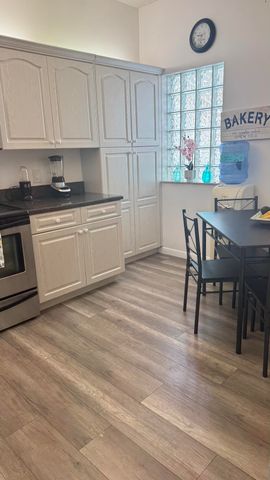 5267 Europa Drive N, Boynton Beach, FL 33437